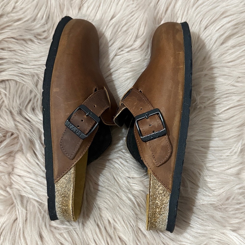 NAOT Brown Oiled Leather Clogs euro 40 or Ladies 9 or Mens 7 - Picture 7 of 11
